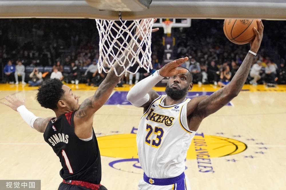 事日益频繁 事日益频繁